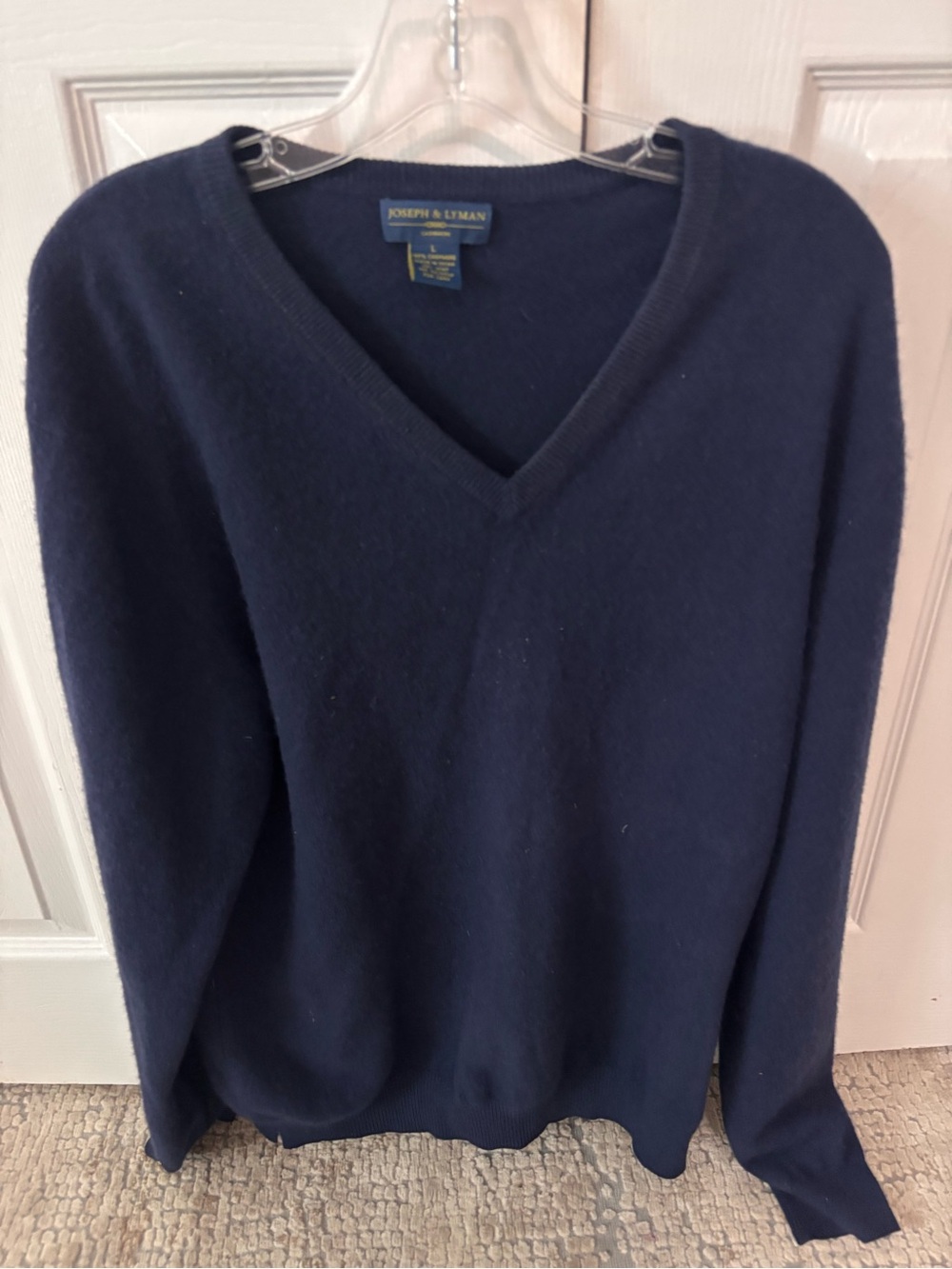 Joseph & Lyman V-Neck Cashmere Sweater - Navy men’s L